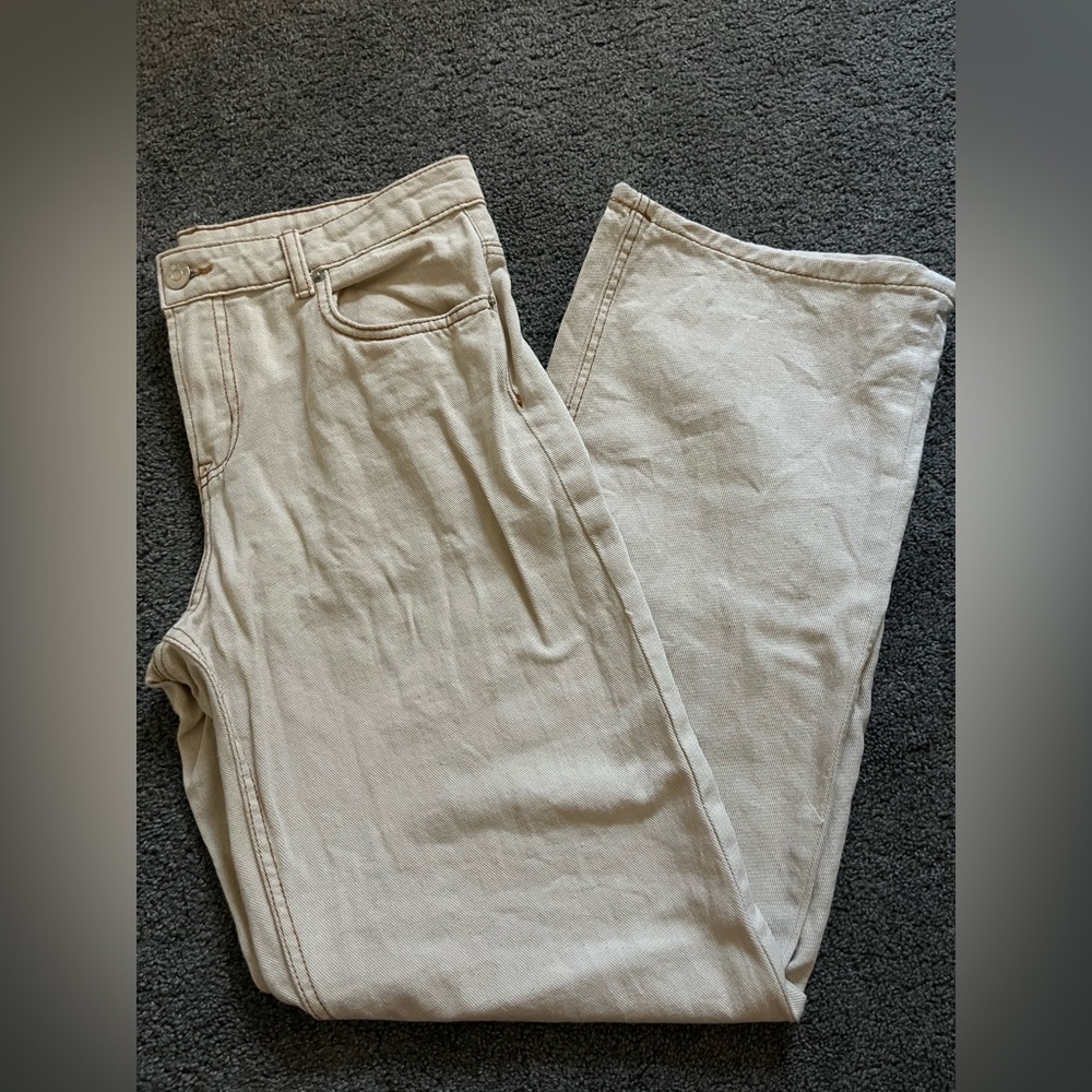 H & M. Size 6